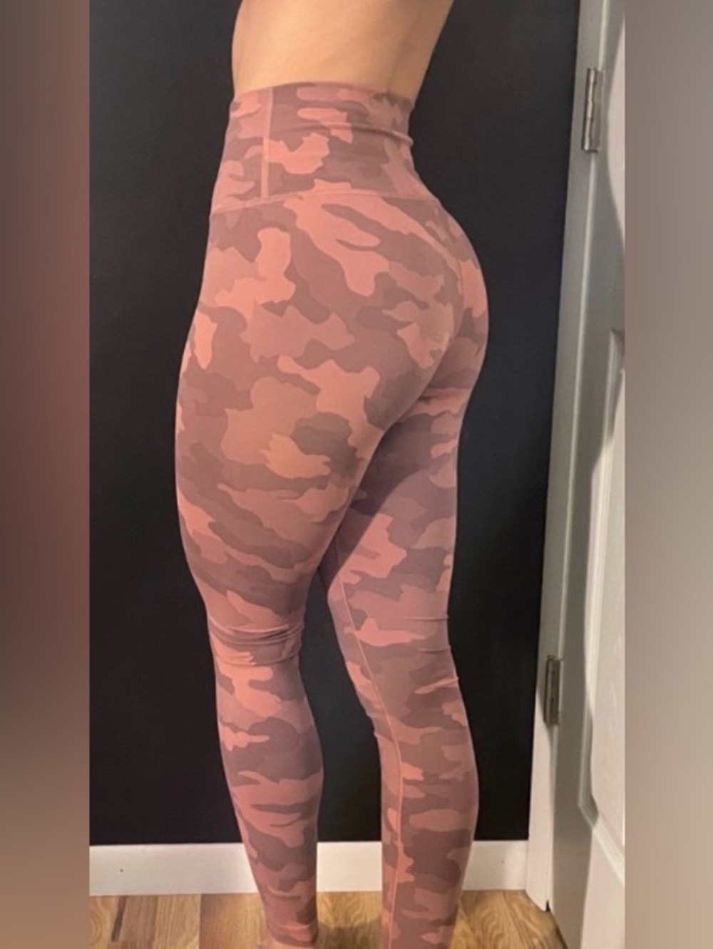 NWT 🍋 Lululemon 🍋 Align 25"   Size 4